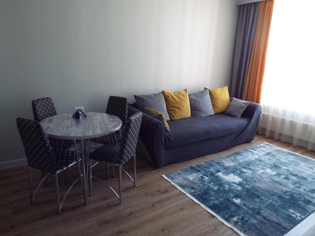 Esil Plaza Apartment Astana Dış mekan fotoğraf